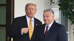 La derrota electoral ante el primer ministro húngaro Orbán tiene un efecto dominó para Trump y los conservadores estadounidenses