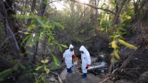 Miles de personas sufren náuseas, delirio y otros problemas de salud por las toxinas del río Tijuana