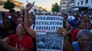 El presidente de Cuba dice que la isla no quiere una agresión estadounidense pero está dispuesta a luchar si es necesario