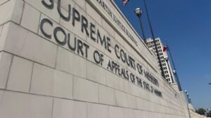 Mississippi reexaminará la redistribución de distritos judiciales después del fallo de la Corte Suprema de Estados Unidos en un caso de derecho al voto