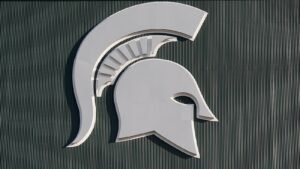 Hombre acusado de plantar productos químicos de laboratorio de metanfetamina en edificio estatal de Michigan