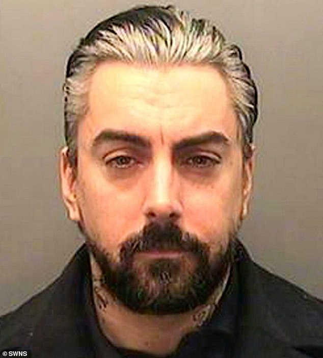 102907887-15798085-Lostprophets_singer_Ian_Watkins_was_murdered_in_jail_where_he_wa-a-1_177815582349.jpeg