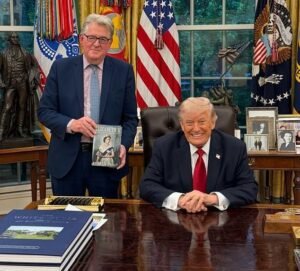 Robert Hardman: Lo que Trump me dijo sobre el Rey y William. Y para Harry… ‘¡Vaya, su esposa!’