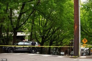 Horror en Portland cuando un ‘ex empleado descontento’ conduce un coche ‘cargado de explosivos’ hacia un club de atletismo