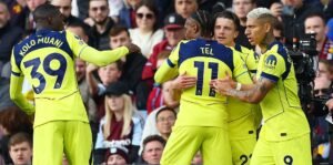 Aston Villa vs Tottenham – Premier League en vivo: Conor Gallagher y Richarlison atacan para aumentar las esperanzas de supervivencia de su equipo con sus rivales londinenses West Ham