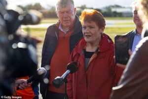 Pauline Hansen ha declarado que los inmigrantes están de su lado tras el derrumbe de One Nation en las Islas Feroe
