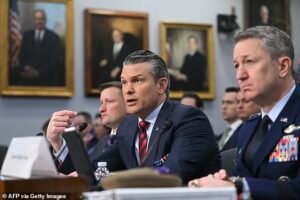 Pete Hegseth se lo perdió cuando interrogó a Trump sobre el asombroso costo de la guerra con Irán.