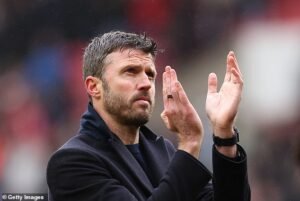 La razón por la que a Michael Carrick no le dieron el puesto en el Man United fue perversa: los atributos invisibles detrás de su éxito, cómo puede abordar las preocupaciones y qué debe hacer para evitar comparaciones con Solskjaer.