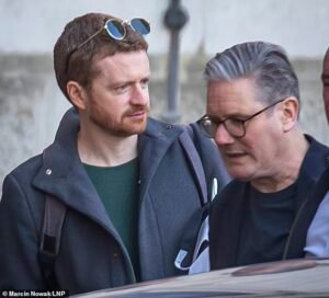 El protagonista de Keir debe defenderse de la candidatura parlamentaria de Andy Burnham o afrontar “el fin”, advierte el ex jefe de gabinete Morgan McSweeney.