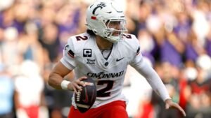Los reguladores del juego están investigando el presunto juego del mariscal de campo de Texas Tech Sorsby