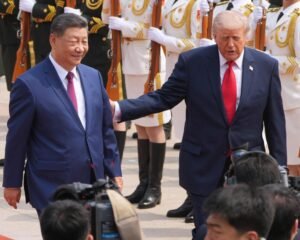 Trump elogia al “gran líder” Xi cuando comienza la reunión de la cumbre en Pekín (en directo)