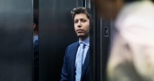 El jefe de OpenAI toma el testimonio en la sala de tribunales de Oakland