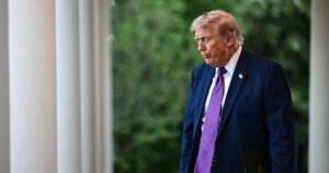 Trump dice que no le importa “en lo más mínimo” el dinero estadounidense en las conversaciones con Irán