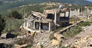 En medio del alto el fuego, las fuerzas israelíes destruyeron viviendas en el sur del Líbano