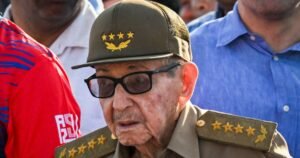 El Departamento de Justicia presiona para acusar a Raúl Castro por derribar un avión civil en 1996, dicen funcionarios