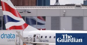 Las aerolíneas entre compañías que utilizan recargos de combustible para cubrir el aumento de los costes, muestra la encuesta del Reino Unido | Inflación