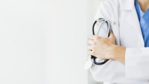 Actualización del salario de los médicos en Indonesia 2026, de pasantía de 3 millones de IDR a especialista a 100 millones de IDR