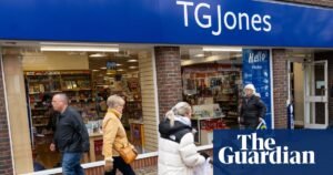Hasta 150 antiguas tiendas de WH Smith se enfrentan al cierre, poniendo en riesgo a miles de puestos de trabajo | Industria minorista