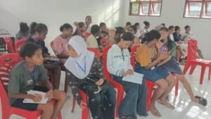 Estudiantes y comunidad del suroeste de Papúa se capacitan para aprender inglés