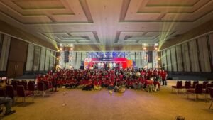 En tiempos de crisis moral, los jóvenes indonesios están invitados a levantarse y no perder el rumbo