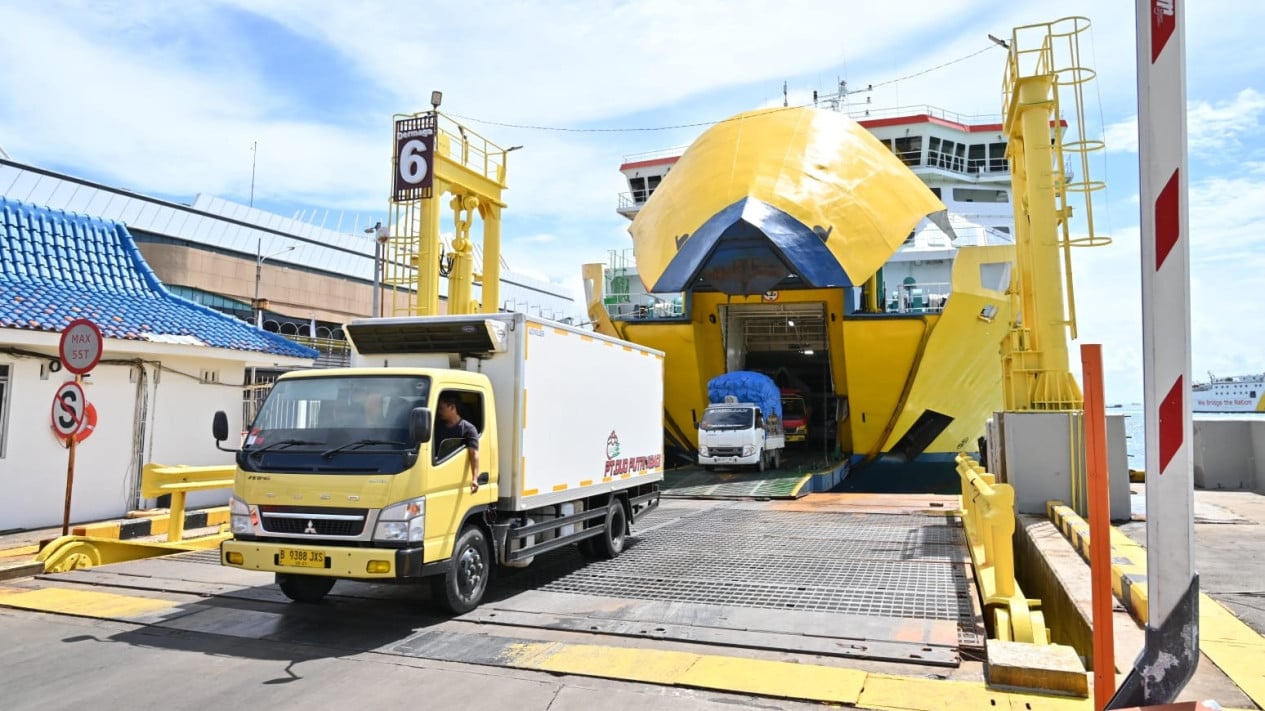 ASDP reporta ingresos de 4,96 billones de IDR en 2025, Pioneer Crossing aumentó un 11%