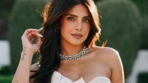 El secreto de Priyanka Chopra Jonas para una piel bella y joven sin procedimientos quirúrgicos