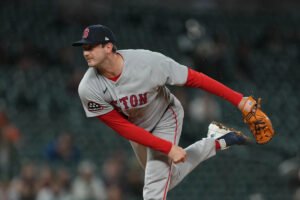 Durán conecta jonrón de 3 carreras, Tolle trabaja 7 entradas mientras los Medias Rojas se recuperan para vencer a los Tigres 5-4