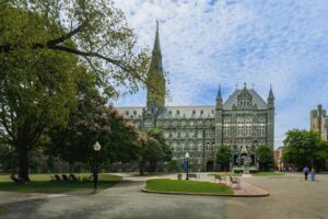 Georgetown acusado de no registrarse como agente extranjero