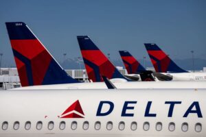 Delta deja comida y bebidas gratuitas en vuelos seleccionados