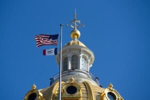 Las facturas de revisión de la educación superior de Iowa murieron mayoritariamente, pero los regentes pueden actuar