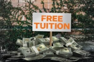 Pitt ofrecerá a algunos estudiantes matrícula gratuita en los campus de las sucursales
