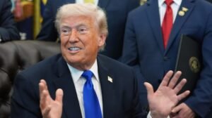 Trump impondrá aranceles a los coches y camiones de la Unión Europea