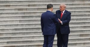 Trump estrechó la mano de Xi al inicio de la histórica cumbre entre Estados Unidos y China