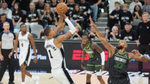 Spurs vs Timberwolves Resultados en vivo, actualizaciones y aspectos destacados del juego 3 de los Playoffs de la NBA de 2026
