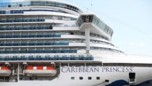 115 personas enfermas por brote de norovirus en crucero: CDC