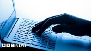 Suicide Forum multado con £950.000 por no bloquear a usuarios del Reino Unido