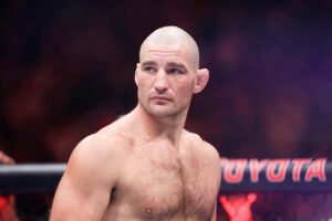Chael Sonnen: Sean Strickland es la última esperanza de UFC