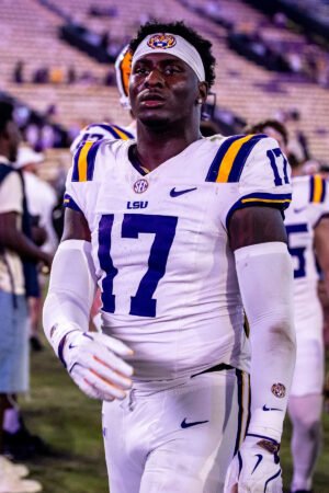 El fútbol de LSU necesita un ala defensiva de cuatro estrellas para agregar profundidad