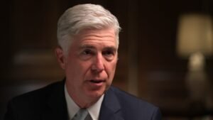 Después de los ataques de Trump, el juez de la Corte Suprema Neil Gorsuch decidió permanecer “valiente” e “independiente”