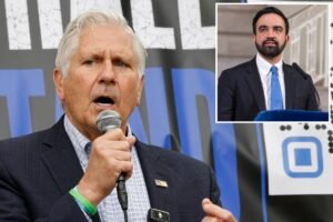 Blakeman tacha a Mamdani de “antiestadounidense” en mitin antisemitismo