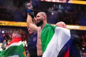 Khamzat Chimaev tiene un asunto de negocios antes de su coronación en UFC
