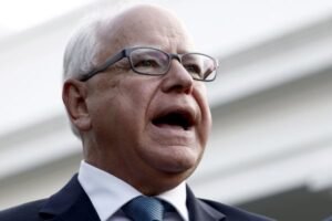 El DOJ sigue luchando con Minnesota por la matrícula en el estado