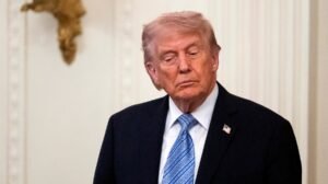 Trump, frustrado por los tribunales, ve que sus políticas arancelarias tienen un nuevo golpe