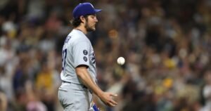 ¿Funcionará gratis? Trevor Bauer propone un contrato con la MLB de ‘salario 0$’