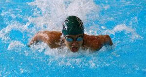 Granada Hills vuelve a arrasar en la final de natación de la Sección Ciudad