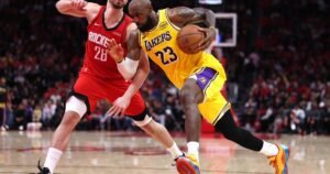 LeBron James cierra la serie mientras los Rockets lideran a los Lakers