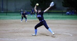 Charla preparatoria: Lanzadores a seguir en los playoffs de softbol de la División Sur