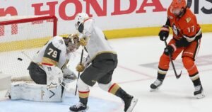 Playoffs de la NHL: los Ducks vencieron a Las Vegas en el Juego 4 para empatar la serie