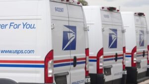 El USPS está considerando permitir que las personas envíen armas de fuego por correo