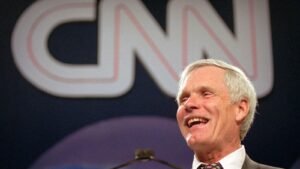El fundador de CNN, Ted Turner, un apuesto y franco pionero de la televisión, muere a los 87 años